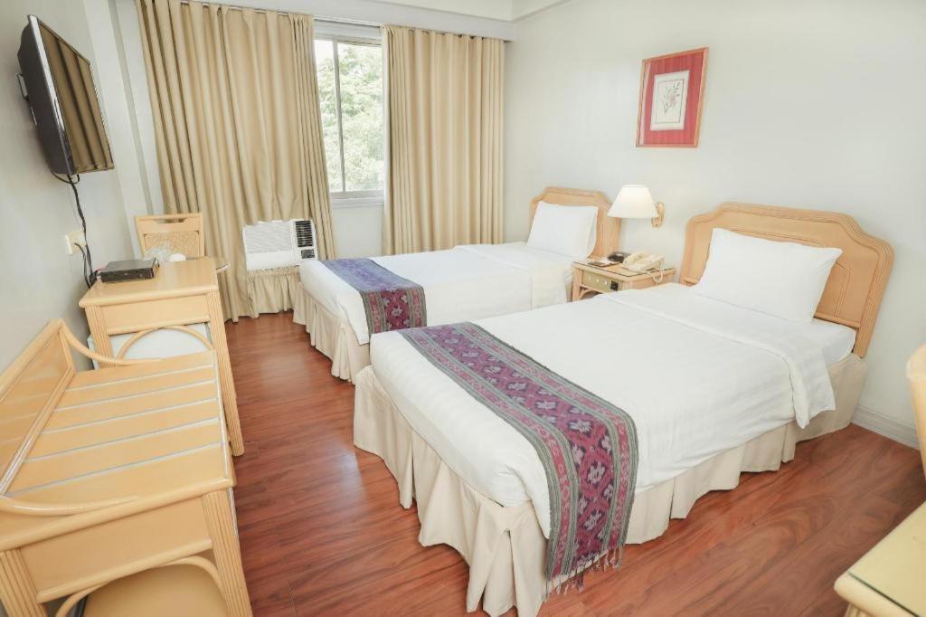 Casa Leticia Boutique Hotel Davao City Esterno foto