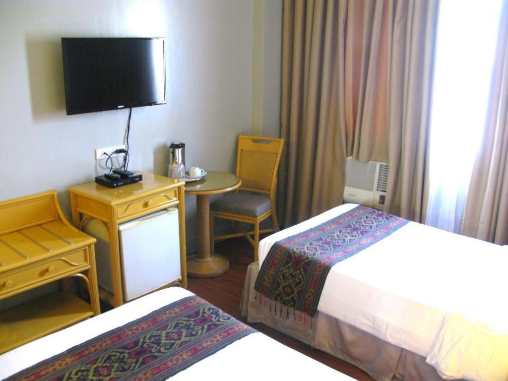 Casa Leticia Boutique Hotel Davao City Esterno foto