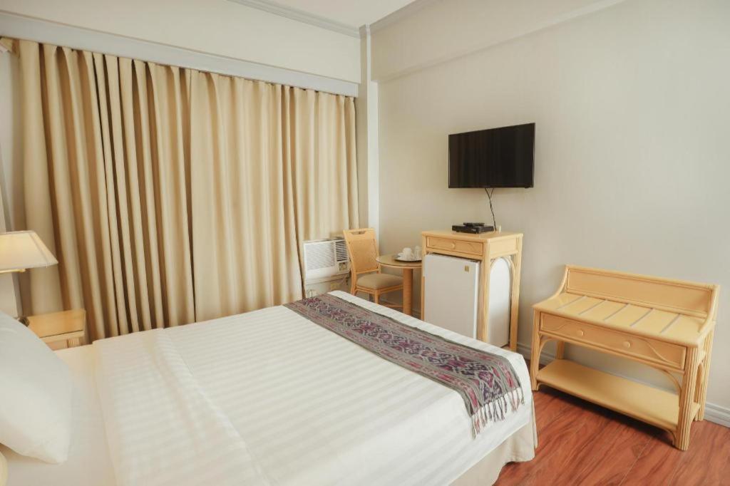 Casa Leticia Boutique Hotel Davao City Esterno foto