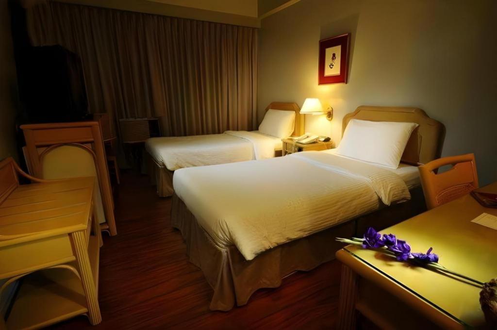 Casa Leticia Boutique Hotel Davao City Esterno foto